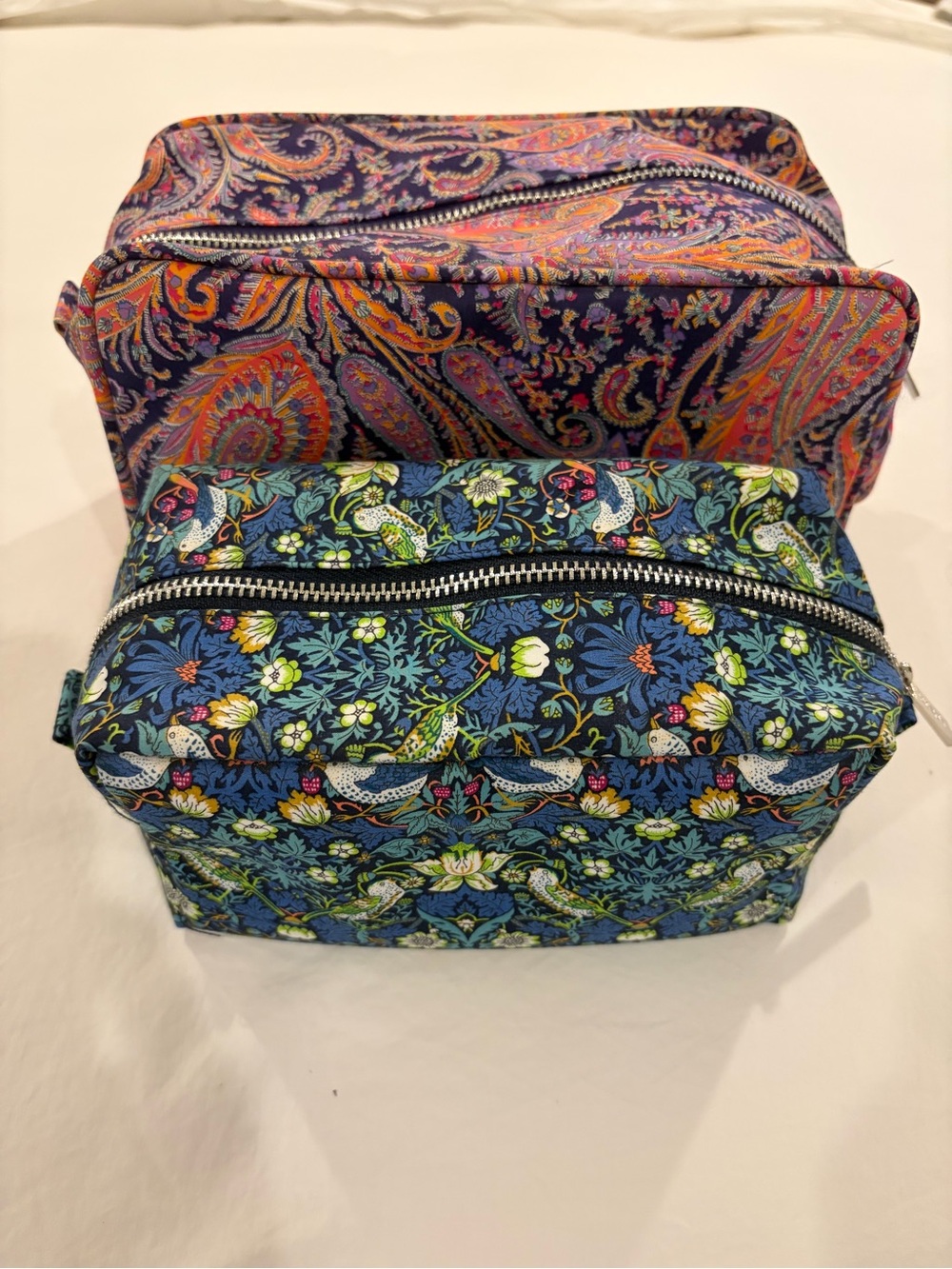 LIBERTY OF LONDON WASH BAGS